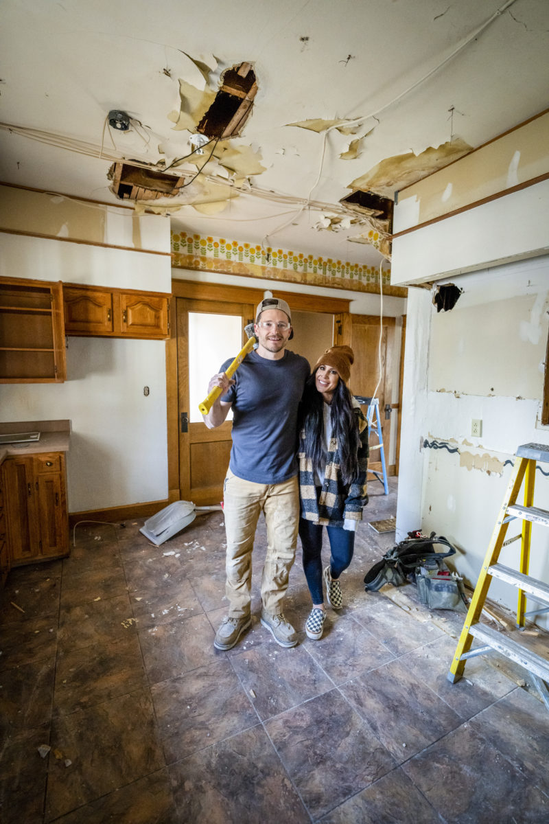 Photo of ‘Teen Mom 2’ Stars Chelsea and Cole DeBoer Flex Their Design and Renovation Skills In New HGTV Series ‘Down Home Fab’ Premiering Monday, Jan. 16