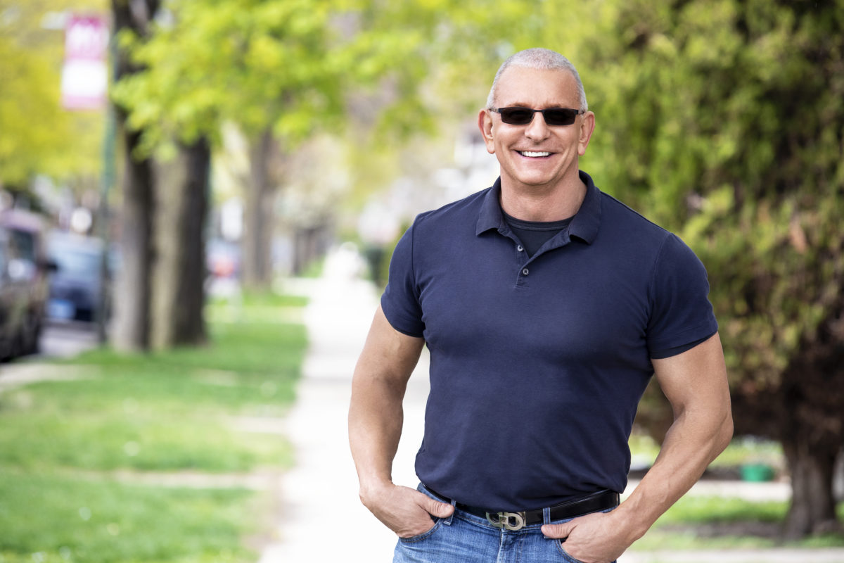 Photo of Robert Irvine Returns To Rescue Restaurants From Failure On The New Season Of Restaurant: Impossible￼