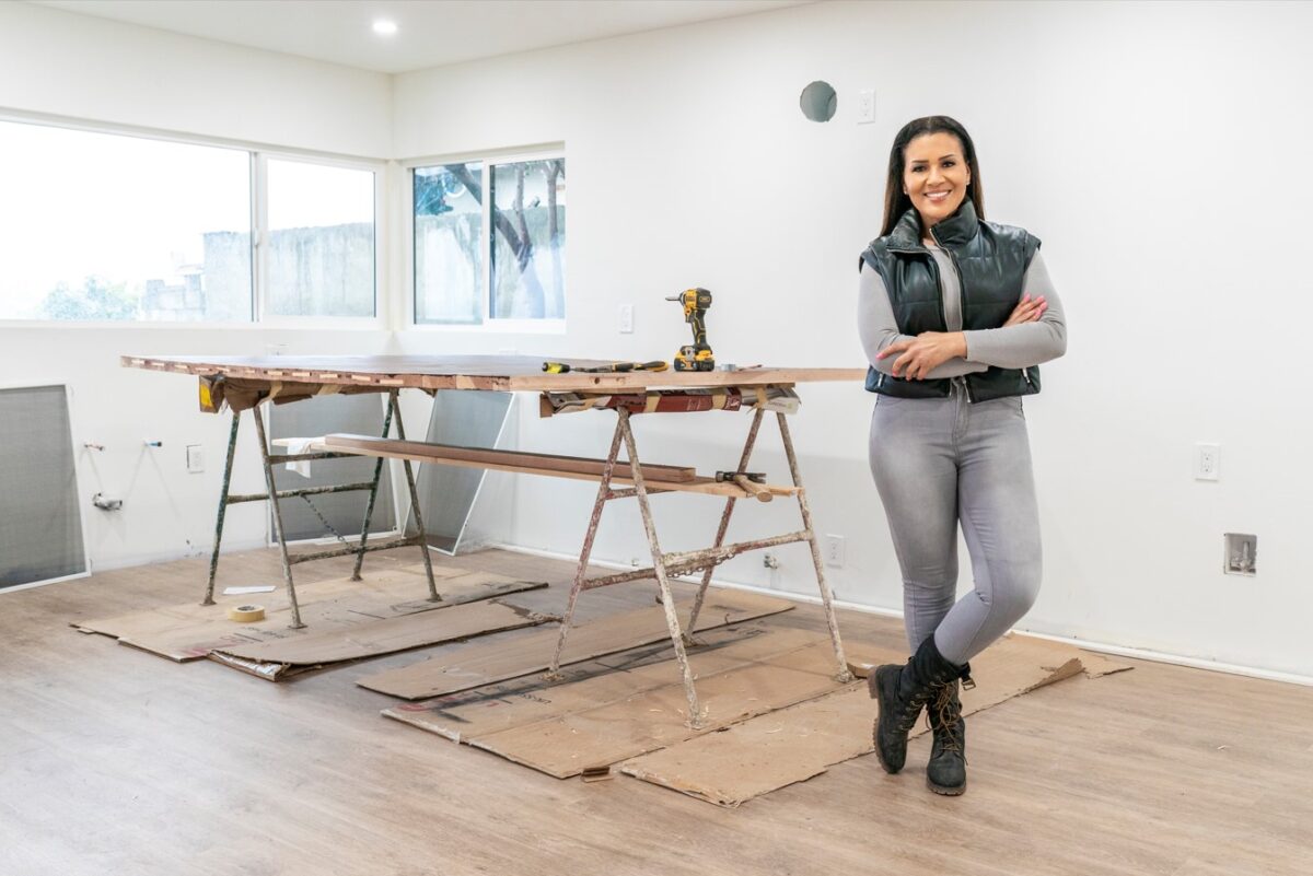 Photo of HGTV Real Estate Star Page Turner Helps Overwhelmed Flippers Maximize Profit in New Season of ‘Fix My Flip’
